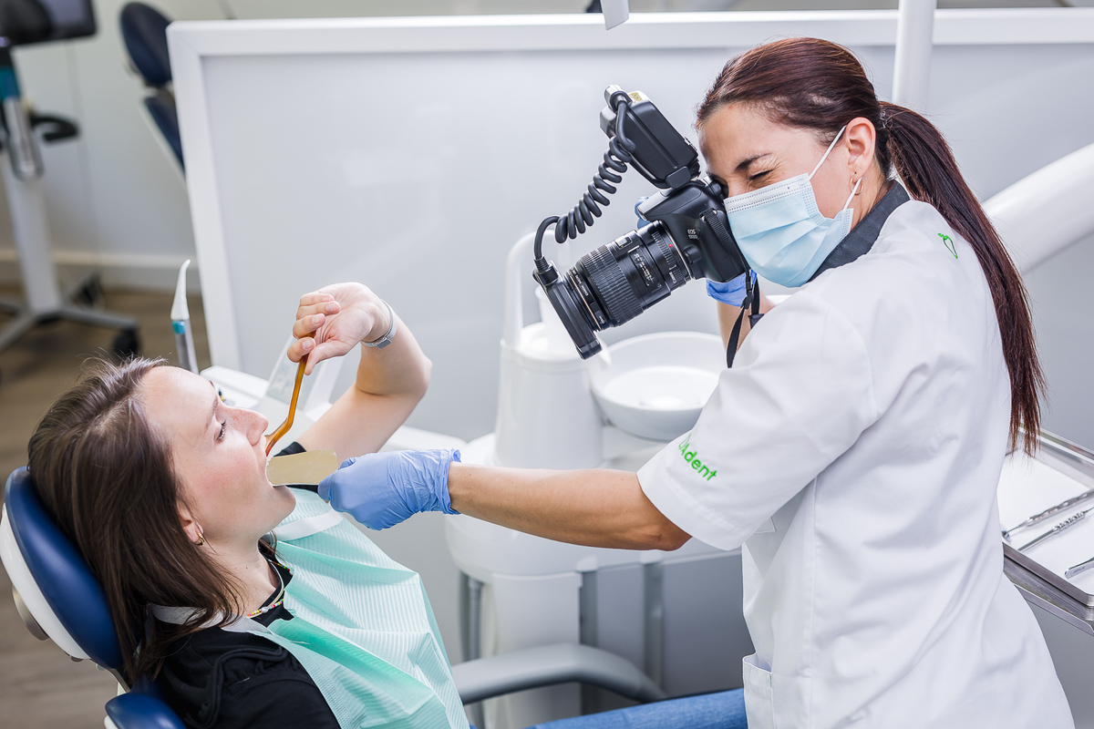 Dentalassistent/in