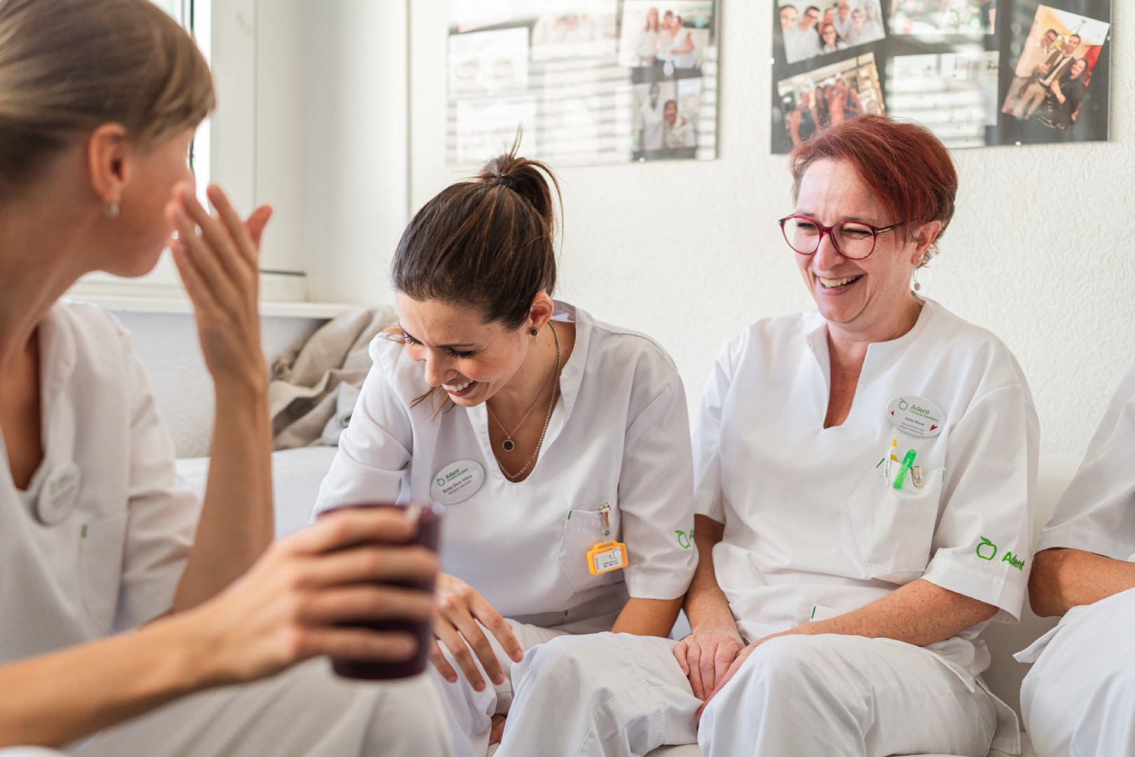 Gruppe Adent Zahnarztzentrum